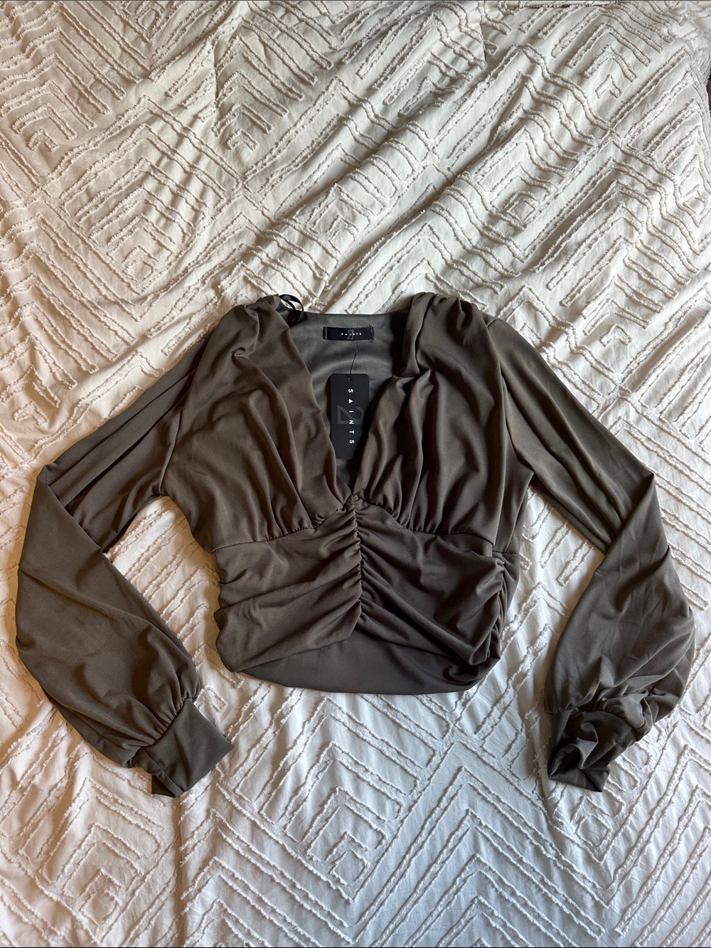 Women's Ruched V-Neck Long Sleeve Top - Brown